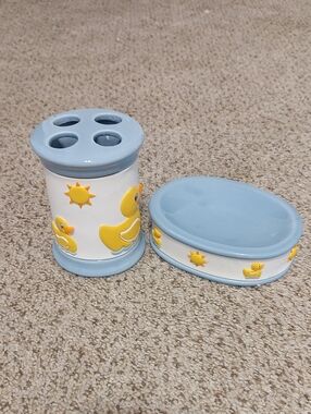 Kohl's Blue and Yellow Duck Ceramic Bath Accessory Set